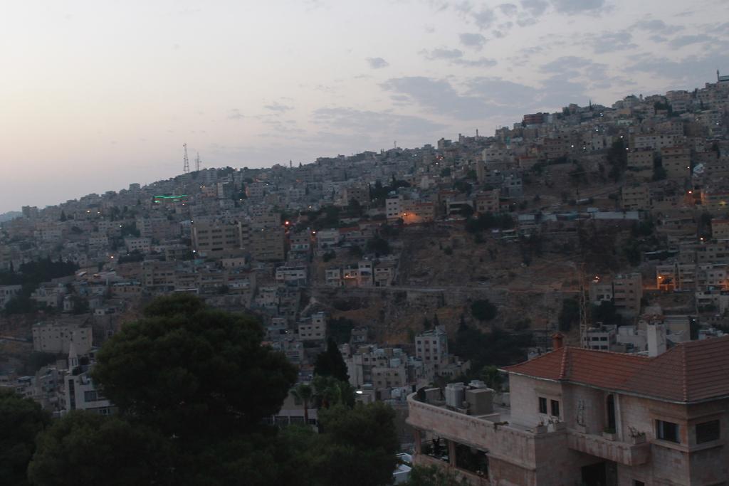 Jabal Amman Hotel  Buitenkant foto